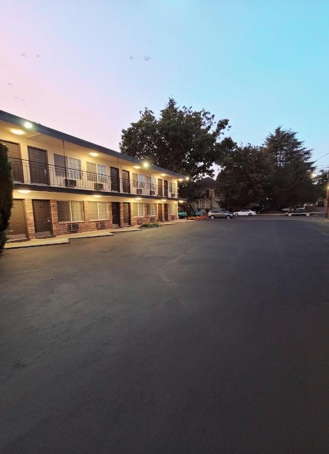 Executive Lodge ポートランド エクステリア 写真